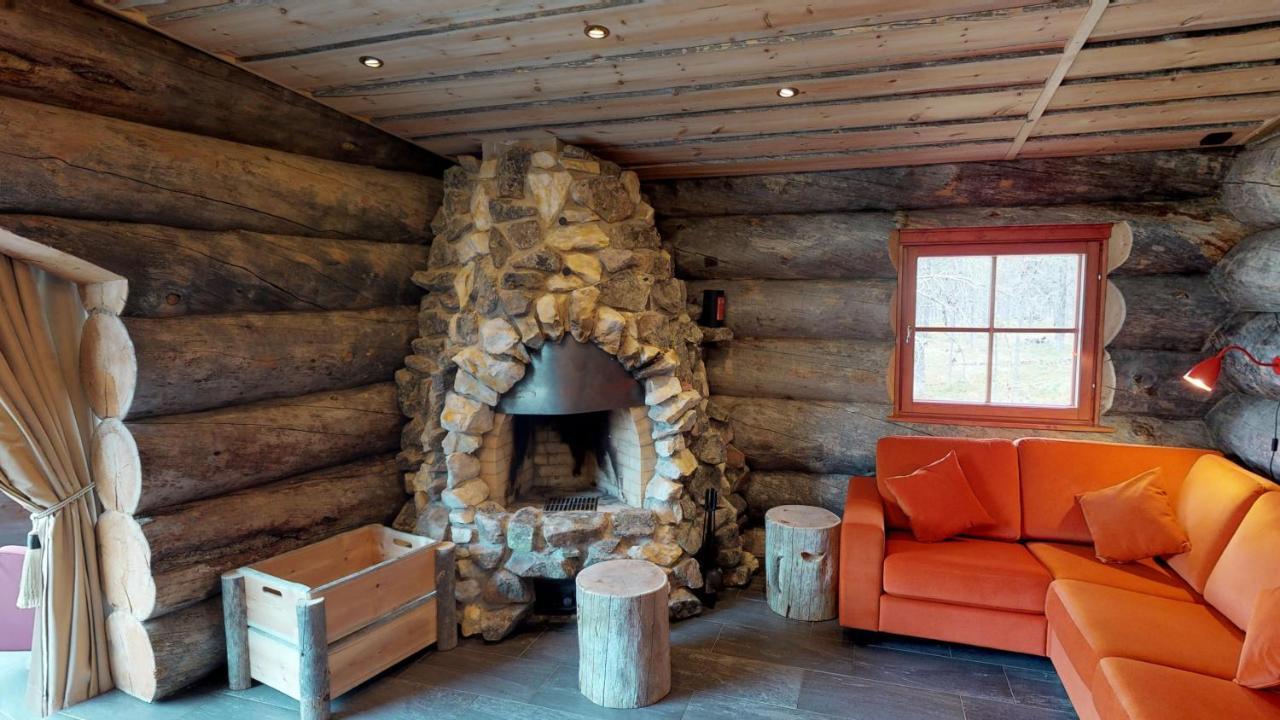 Kakslauttanen Arctic Resort - Igloos And Chalets Saariselka Esterno foto